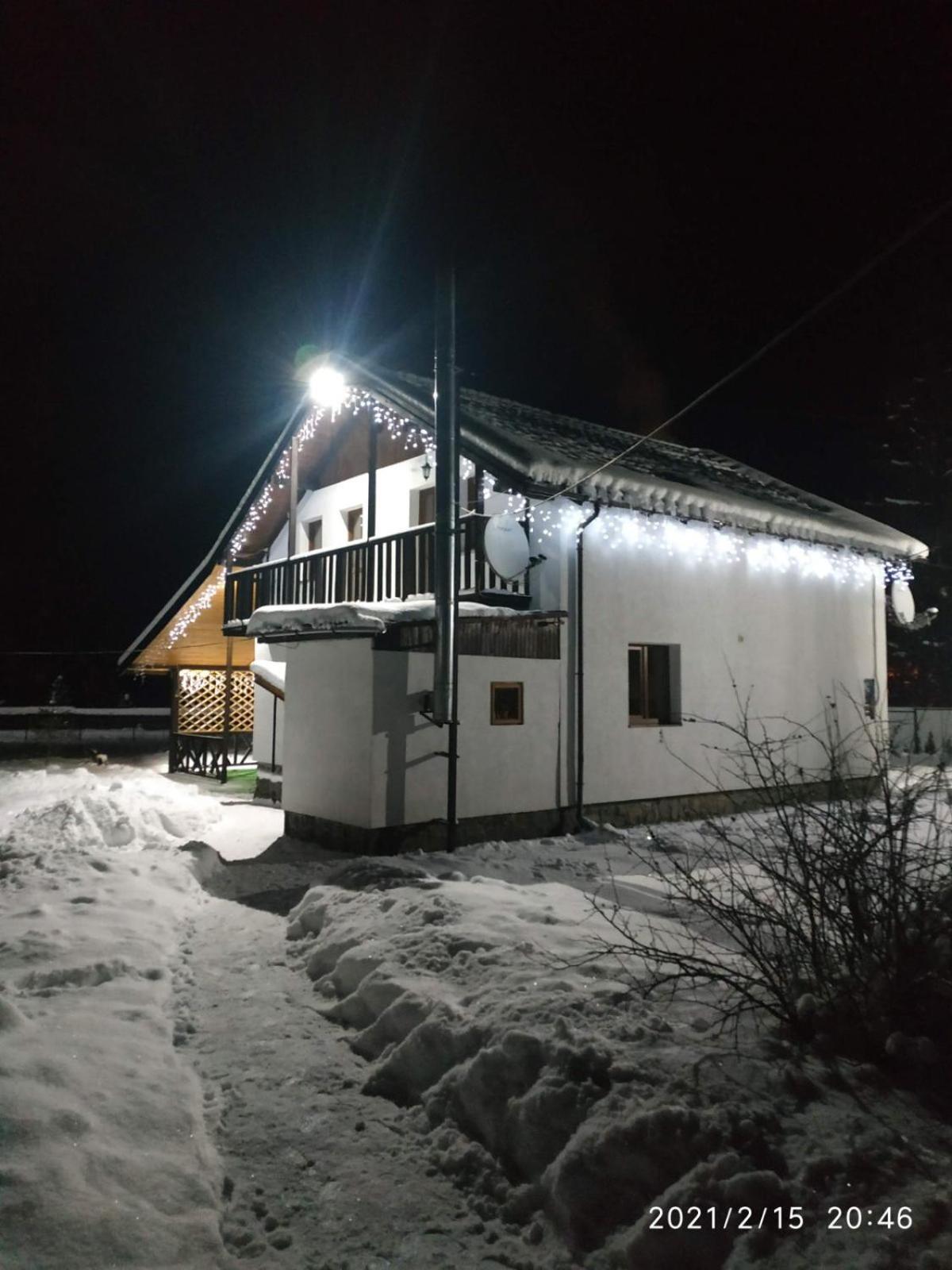 U Anastasii I Sofii Bilya Richki Pension Mykulychyn Kamer foto